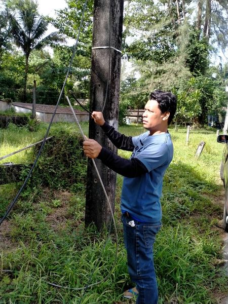 เทศบาลตำบลคึกคัก (กองช่าง) ได้ดำเนินการตรวจสอบสายไฟเสาหลัก บริเวณซอยปะการัง เขาสะบ้า หมู่ที่ 1 ตำบลคึกคัก อำเภอตะกั่วป่า จังหวัดพังงา