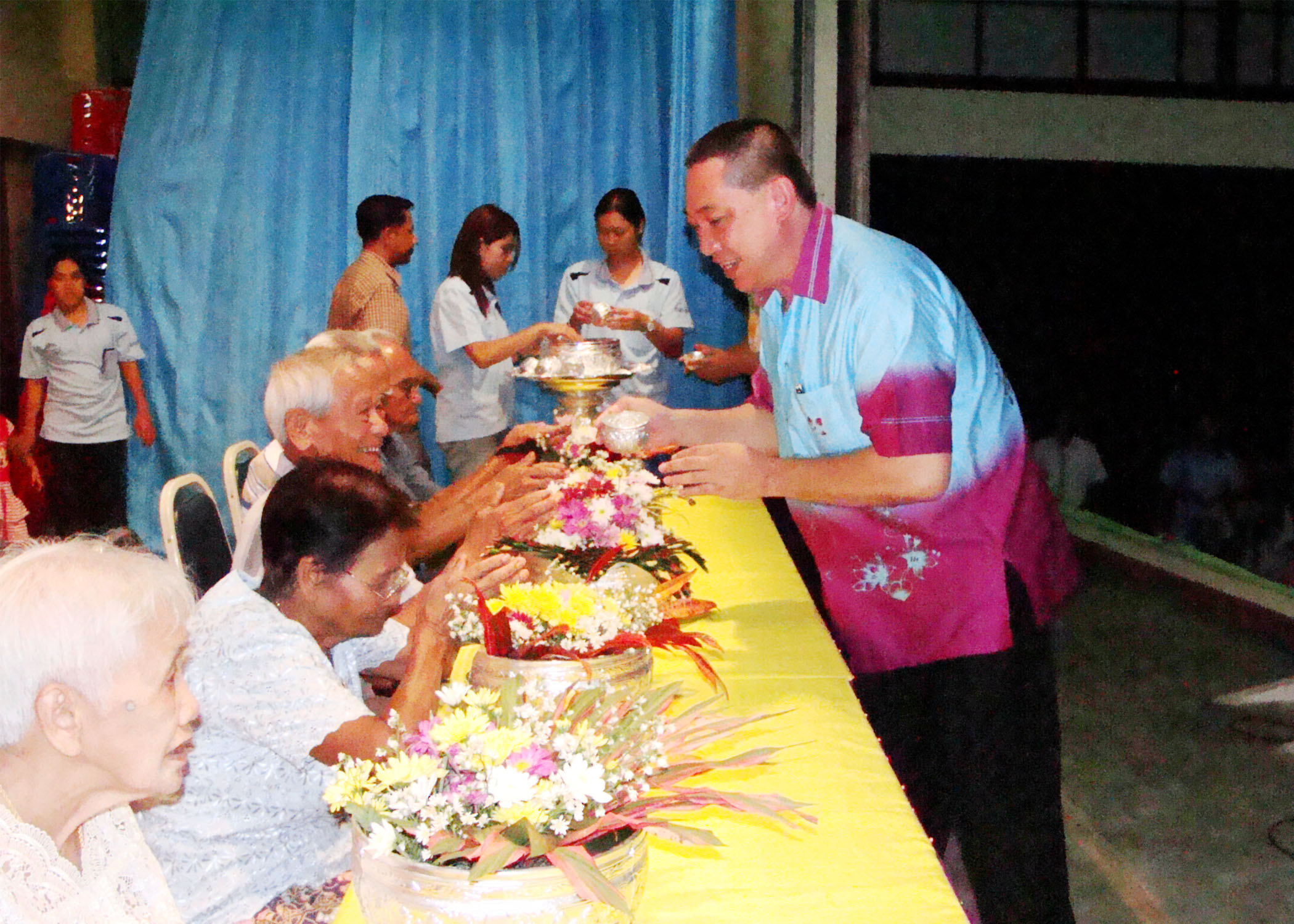 งานวันผู้สูงอายุ 8 เมษายน 2554